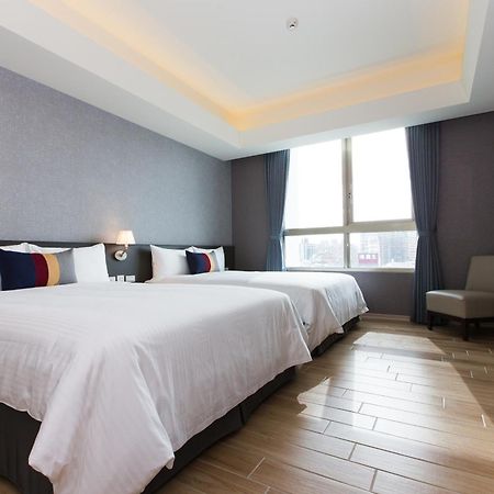 Check Inn New Taipei Luzhou Luaran gambar