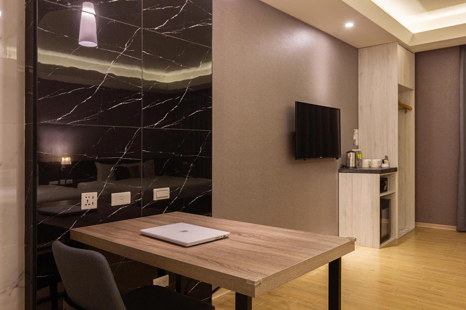 Check Inn New Taipei Luzhou Luaran gambar